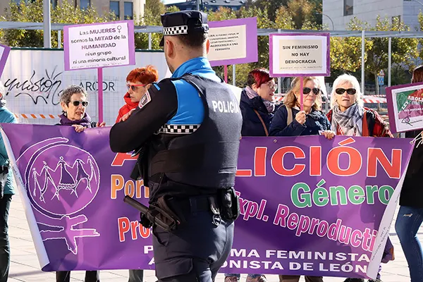 MANIFESTACION EN LEON DE LA FUERZA DE LAS MUJERES