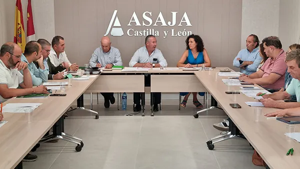 DIRECTIVA ASAJA CYL