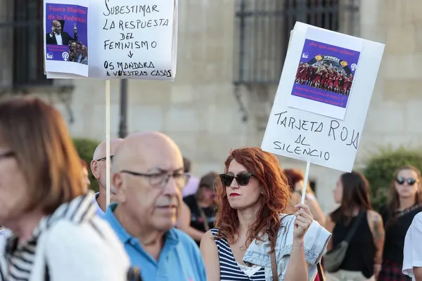 PLATAFORMA CONTRA LA VIOLENCIA MACHISTA