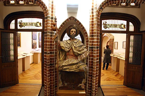 Museo de los Caminos del Palacio Gaudí de Astorga