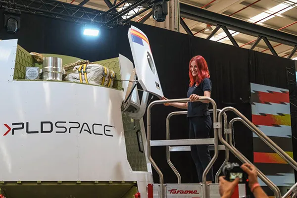 Sara García Alonso, en las instalaciones de la empresa ilicitana PLD SPACE