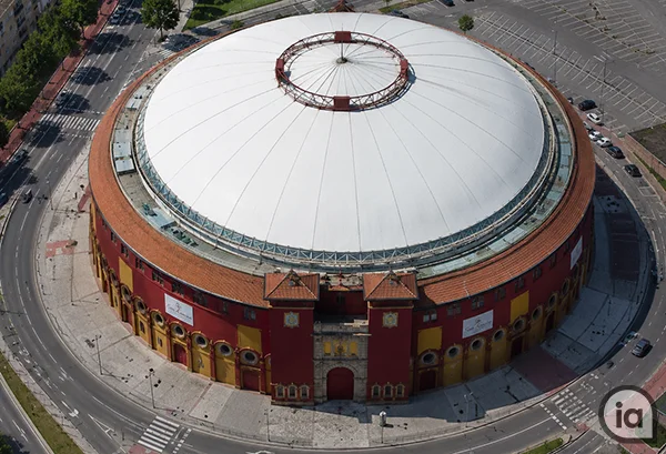 PLAZA DE TOROS DE LEON