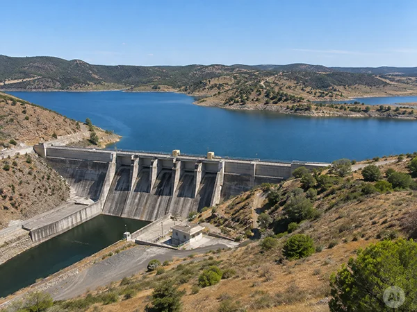 EMBALSE DE LA CHD