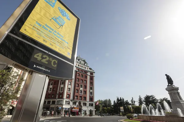 OLA DE CALOR EN LEON