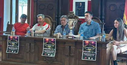 PRESENTACION TORNEO FUTBOL SALA EN CISTIERNA