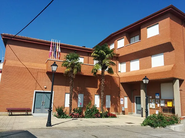 Ayuntamiento_de_Valdefuentes_del_Páramo