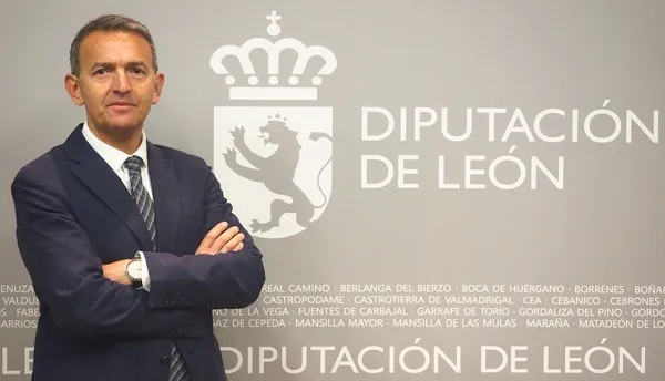 SANTIAGO DORADO DIPUTADO DE HACIENDA DE LA DIPUTACION DE LEON (2)