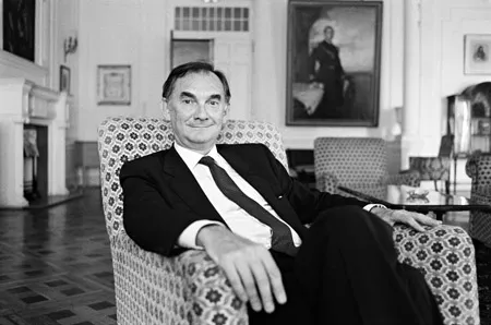 FRANCISCO TOMAS Y VALIENTE