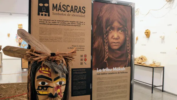 Mascaras-simbolos-identidad