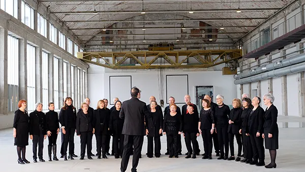 CORAL EL BIERZO CANTA