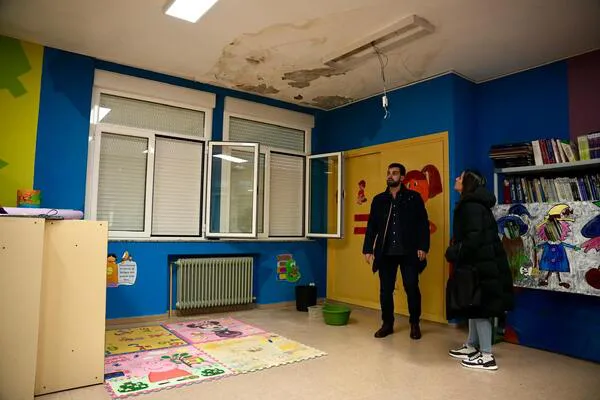 Goteras y Humedades en el Colegio Antonio Machado