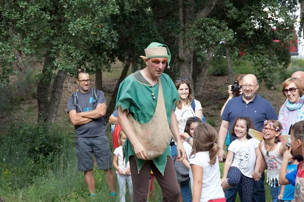 SENDA ENCANTADA EN COBRANA