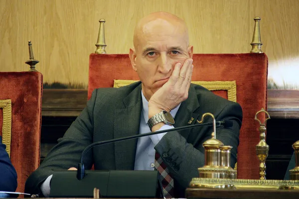 ALCALDE DE LEON