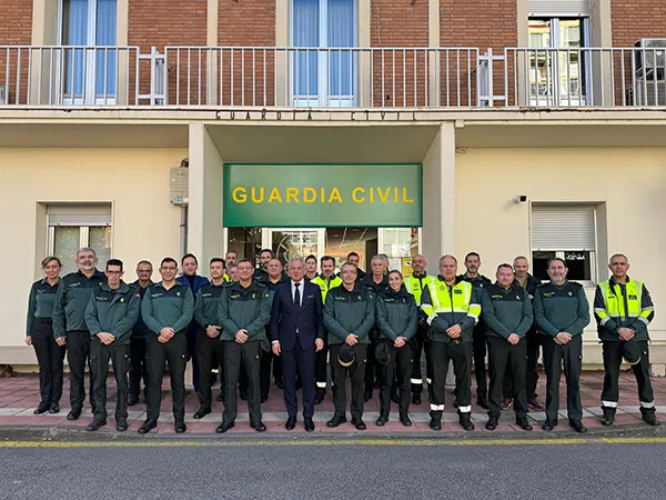 NICANOR SEN VISITA A LOS CUERPOS DE SEGURIDAD DEL ESTADO PARA FELICITAR LA NAVIDAD