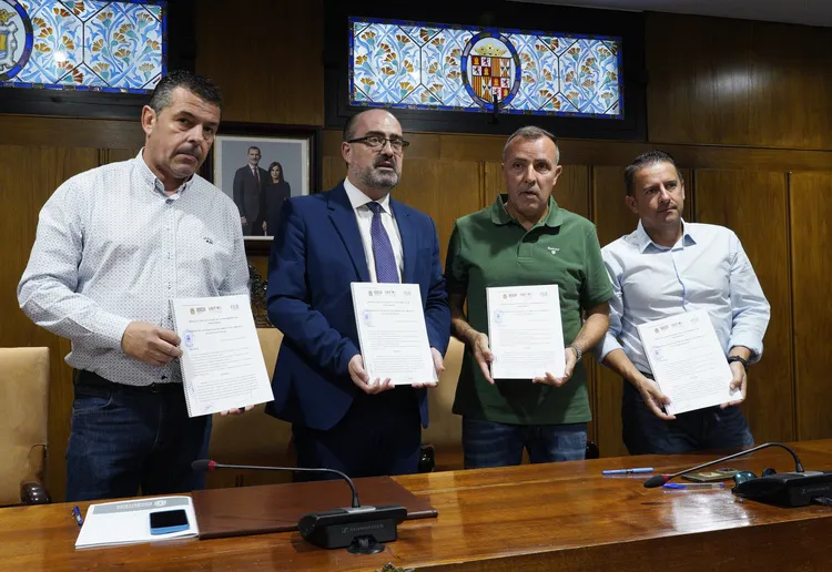 FIRMA DEL ACUERDO DE LA ESTRATEGIA DE FOMENTO DEL EMPLEO Y LAS POLITICAS SOCIALES