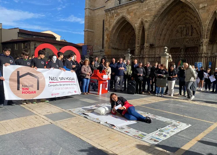 ACTO DE CARITAS EN LEON