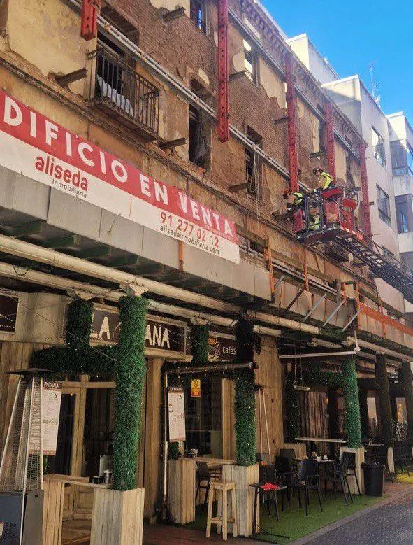 DESPRENDIMIENTOS EN EL CENTRO DE LEON