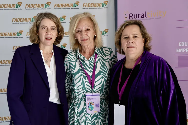 CLAUSURA DE LA JORNADA MUJERES RURALES FRENTE A LA EMERGENCIA CLIMATICA PRESENTE Y FUTURO