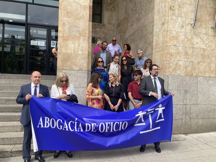 PROTESTA DE LOS ABOGADOS LEONESES