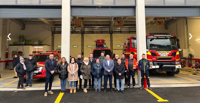 VISITA DEL PRESIDENTE DE LA DIPUTACION AL PARQUE DE BOMBEROS DE CELADA