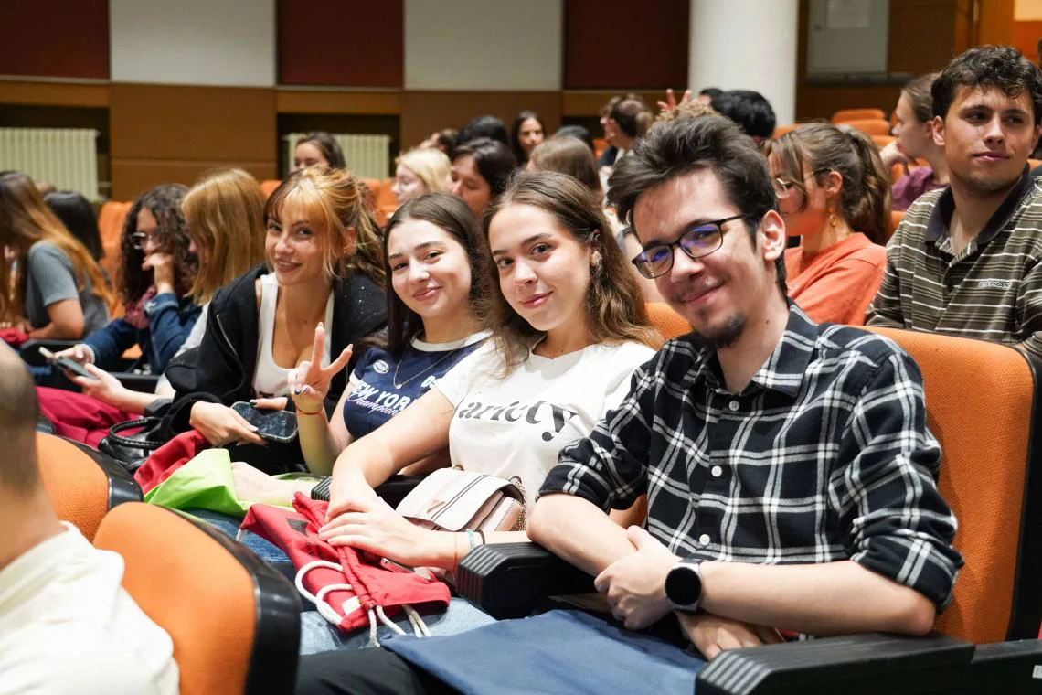 ESTUDIANTES INTERNACIONALES EN LA ULE