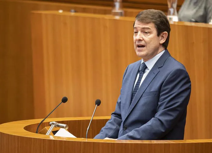 MAÑUECO EN EL PARLAMENTO DE CYL