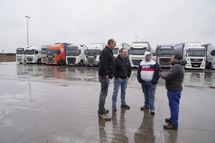 EMBOLSAMIENTO DE CAMIONES