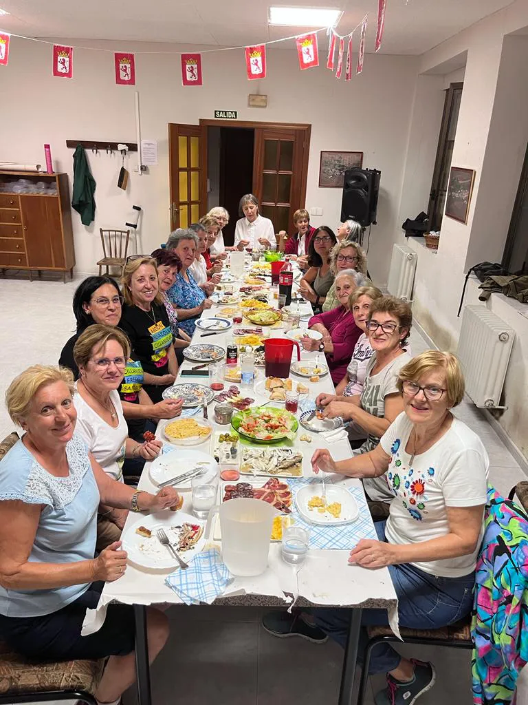 HACENDERA FEMENINA 2023