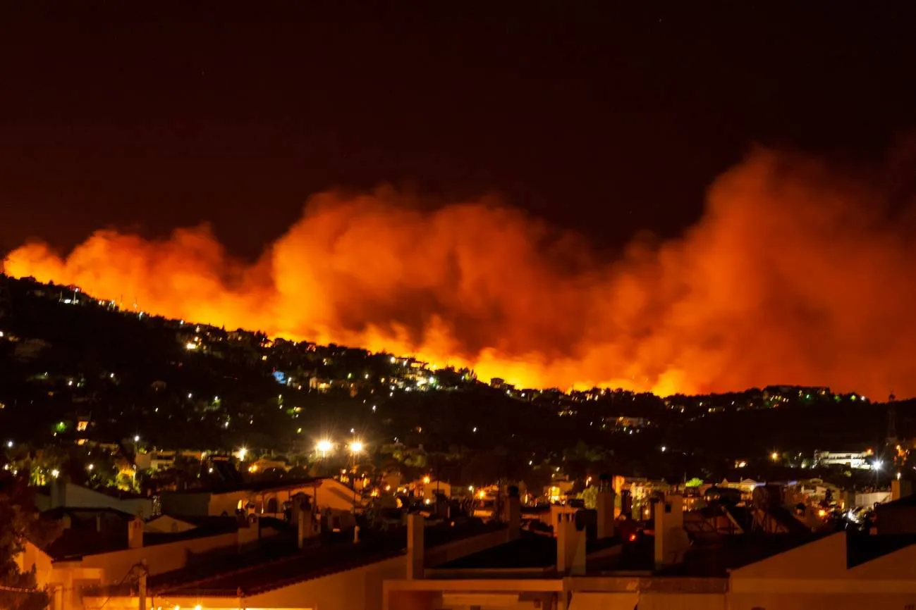 Un-equipo-de-investigadores-insta-a-la-ciudadania-a-prepararse-para-actuar-frente-a-los-incendios-forestales