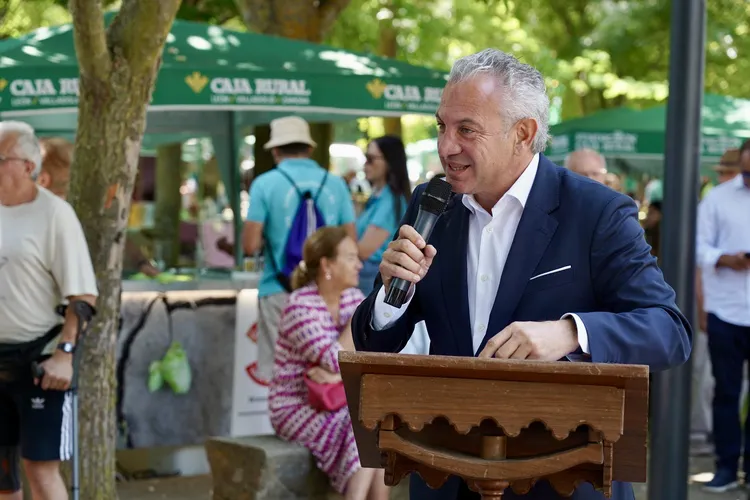 NICANOR SEN EN LA XXV EDICION DE LA FERIA DE ARTESANIA DE VAL DE SAN LORENZO