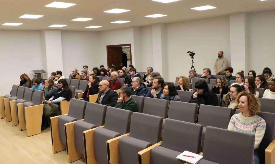 SALON DE GRADOS DE LA FACULTAD DE FILOSOFIA Y LETRAS DE LEON
