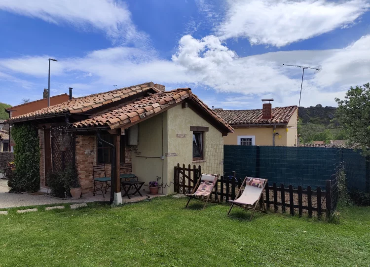 VIDA RURAL EN LA MONTAÑA LEONESA