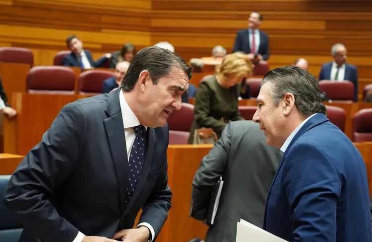QUIÑONES Y SANTOS EN EL PLENO