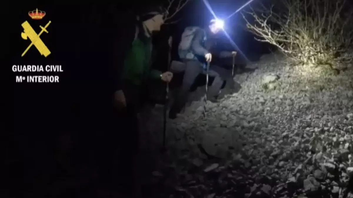 RESCATE DE TRES MONTAÑEROS EN PICOS DE EUROPA
