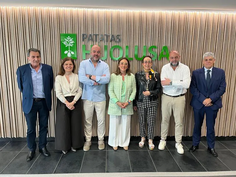 MARIA GONZALEZ CORRAL VISITA HILOJUSA