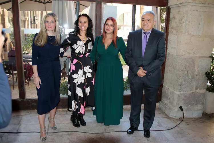 PILAR DE LA PUENTE GARCIA