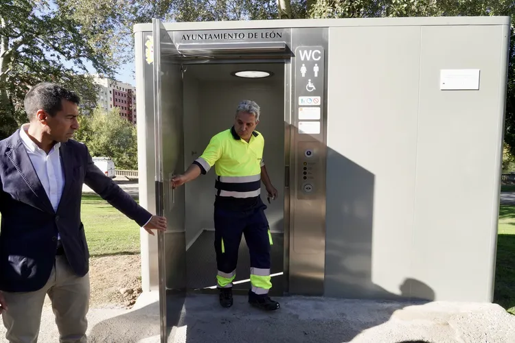SERVICIOS PUBLICOS DEL AYTO. LEON
