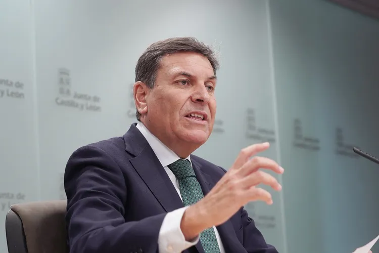 FERNANDEZ CARRIEDO