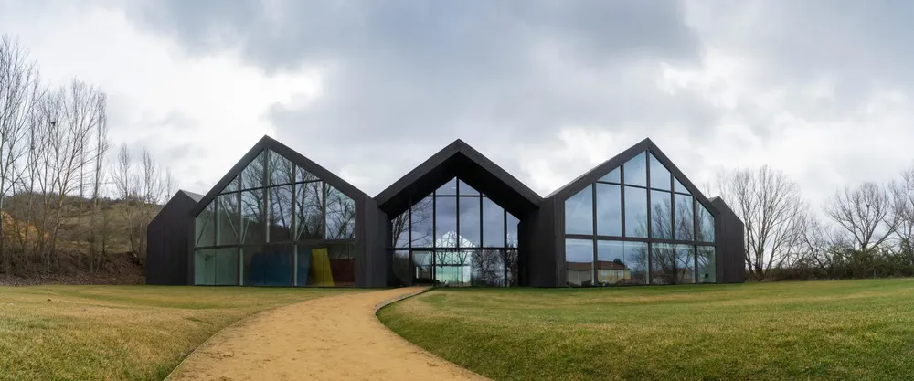FUNDACION CEREZALES