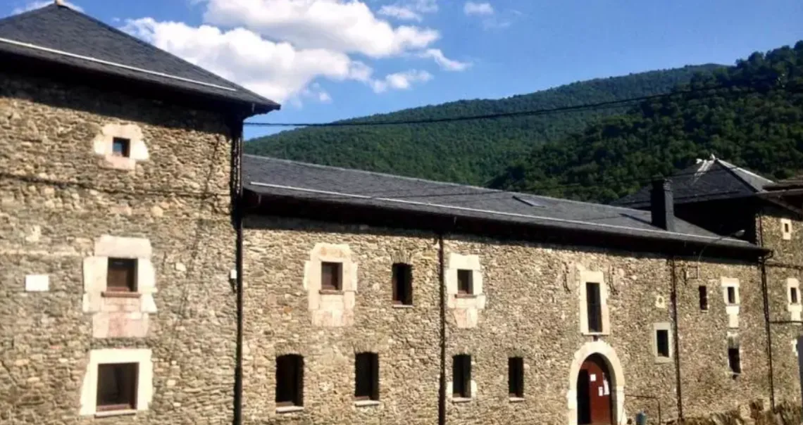 casona_de_murias_de_paredes_sede_del_curso_de_verano