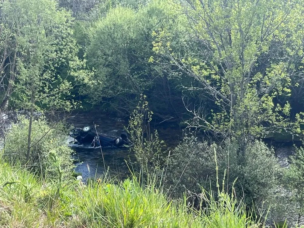 ACCIDENTE DE COCHE EN EL TORIO