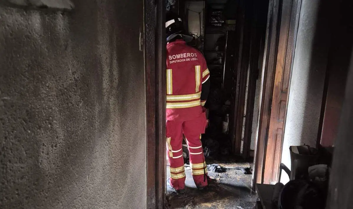 VIVIENDA INCENDIADA