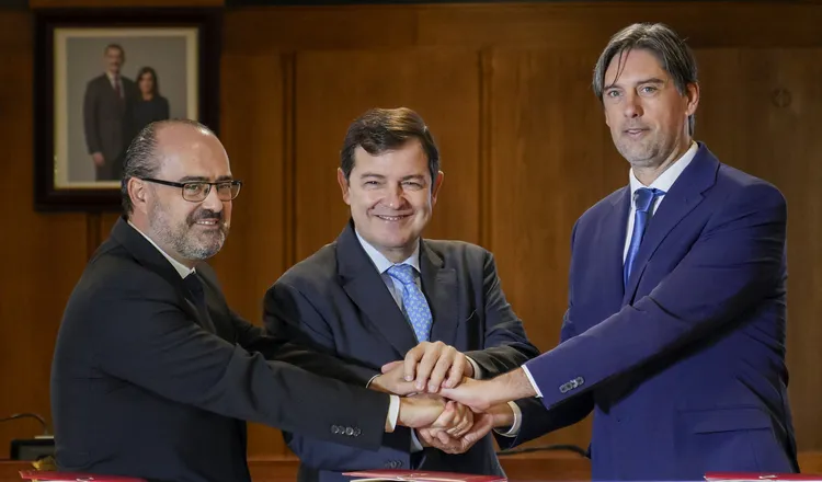 MAÑUECO CON LOS ALCALDES DE PONFERRADA Y CONGOSTO