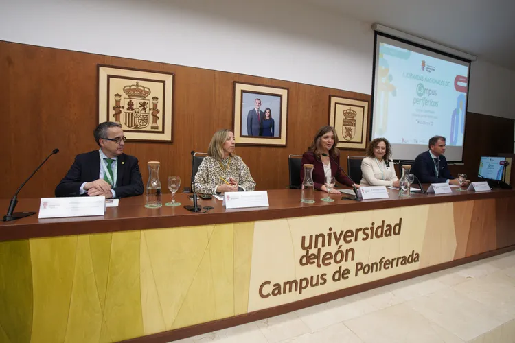 INARGURACION DE LAS I JORNADAS NACIONALES DE CAMPUS PERIFERICOS