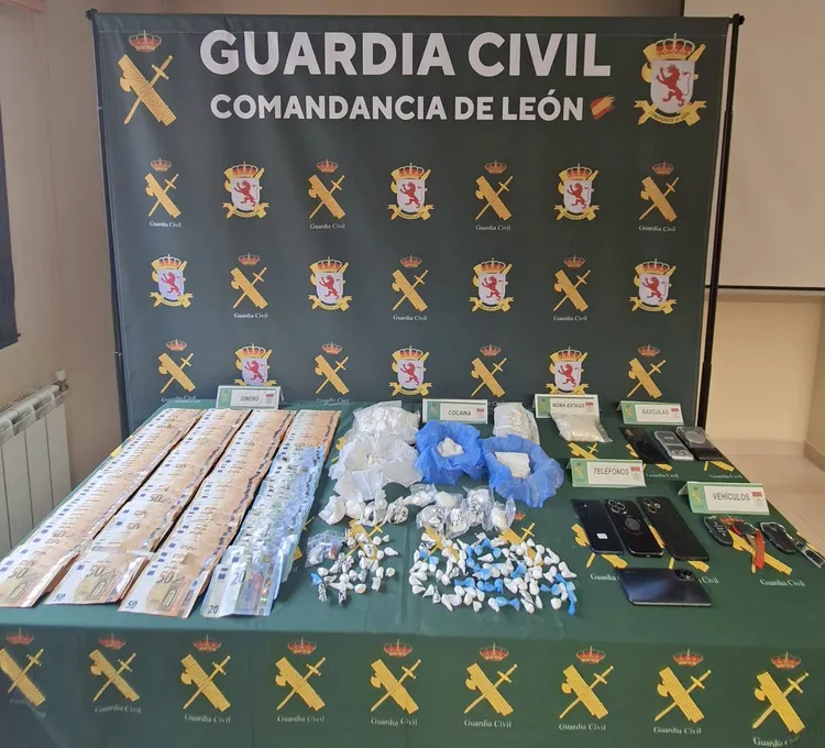 DETENIDOS POR TRAFICO DE COCAINA Y MDMA