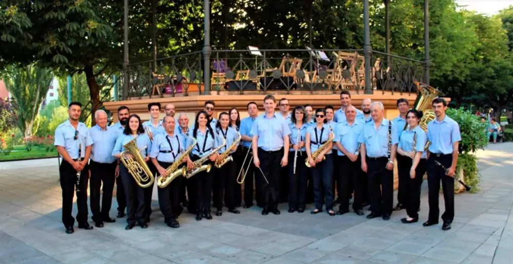 Componentes de la Banda de Música de León. - AYUNTAMIENTO DE LEÓN