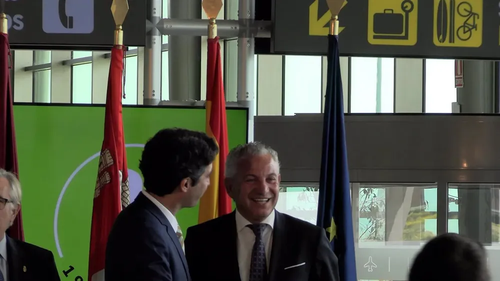 25 ANIVERSARIO AEROPUERTO DE LEON - NICANOR SEN