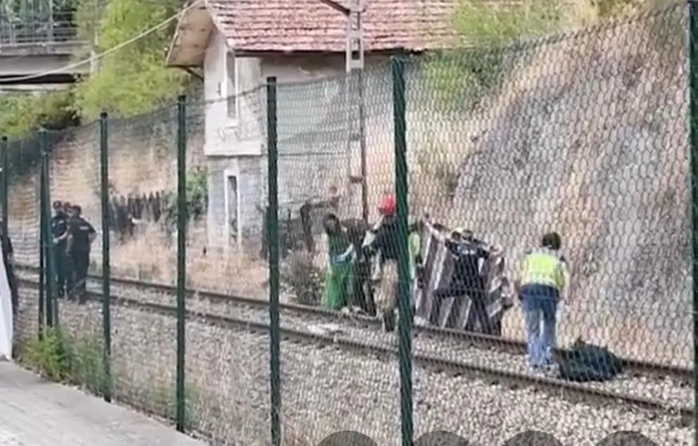 TREN ARROLLA A UNA PERSONA EN PONFERRADA