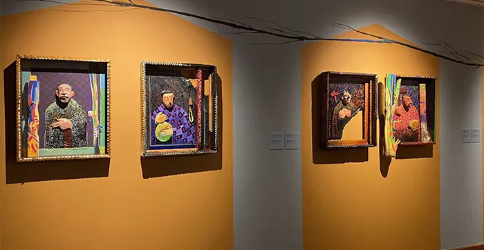 EXPOSICION CASA BOTINES