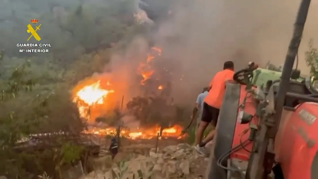 DESALOJADOS POR LOS INCENDIOS